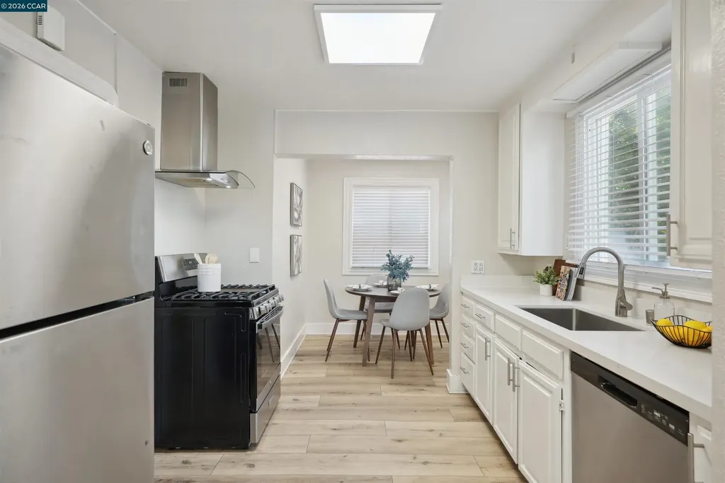 7700 Garfield Avenue Oakland CA 94605