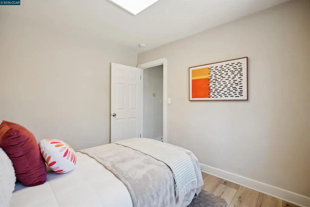7700 Garfield Avenue Oakland CA 94605