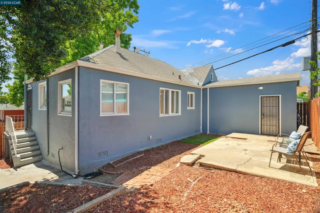 7700 Garfield Avenue Oakland CA 94605