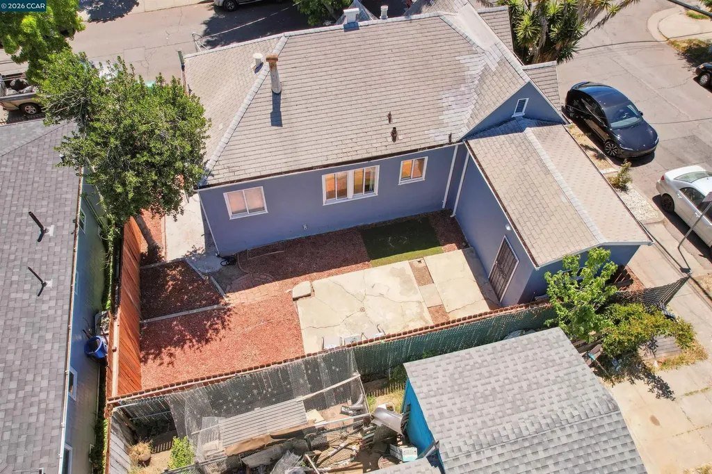 7700 Garfield Avenue Oakland CA 94605