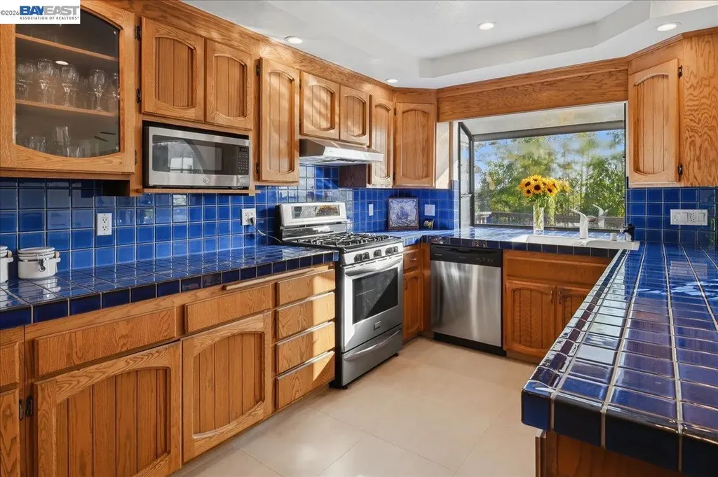 22111 Prospect Street Hayward CA 94541