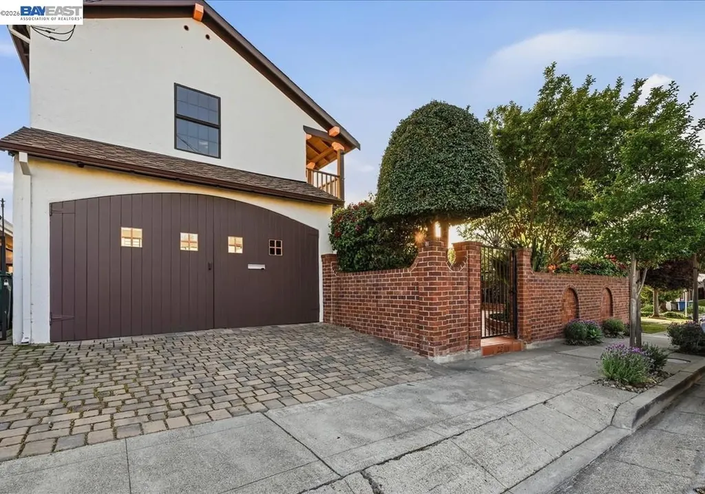 22111 Prospect Street Hayward CA 94541