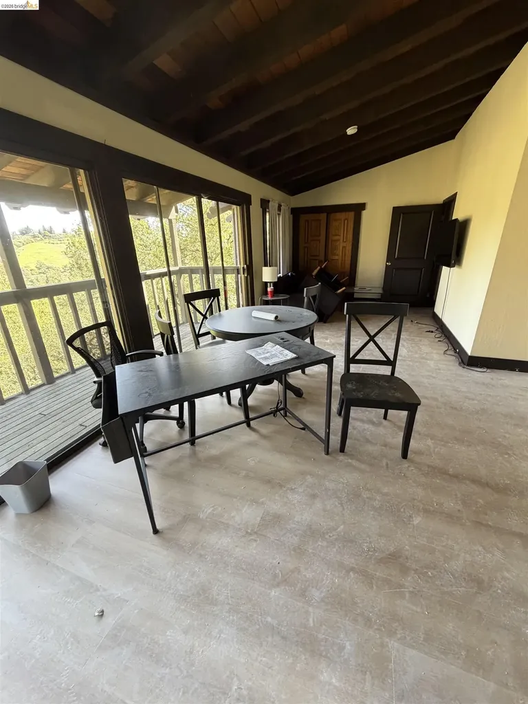 90 Devin Drive Moraga CA 94556