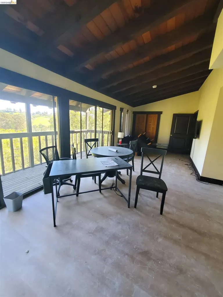 90 Devin Drive Moraga CA 94556