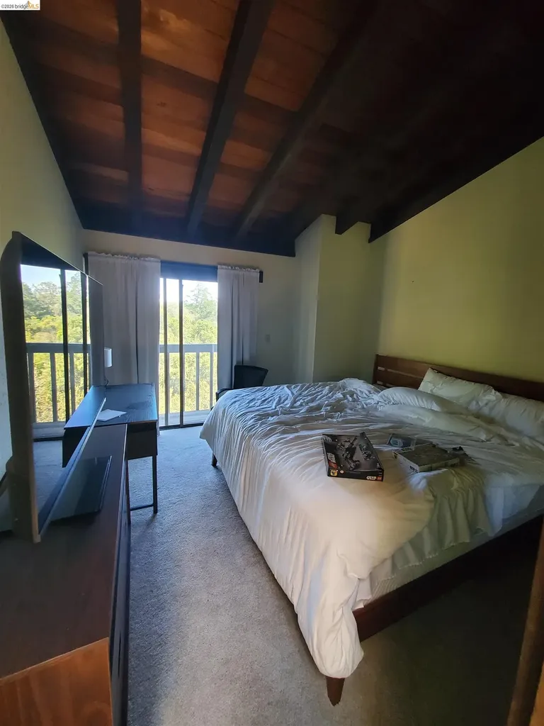 90 Devin Drive Moraga CA 94556