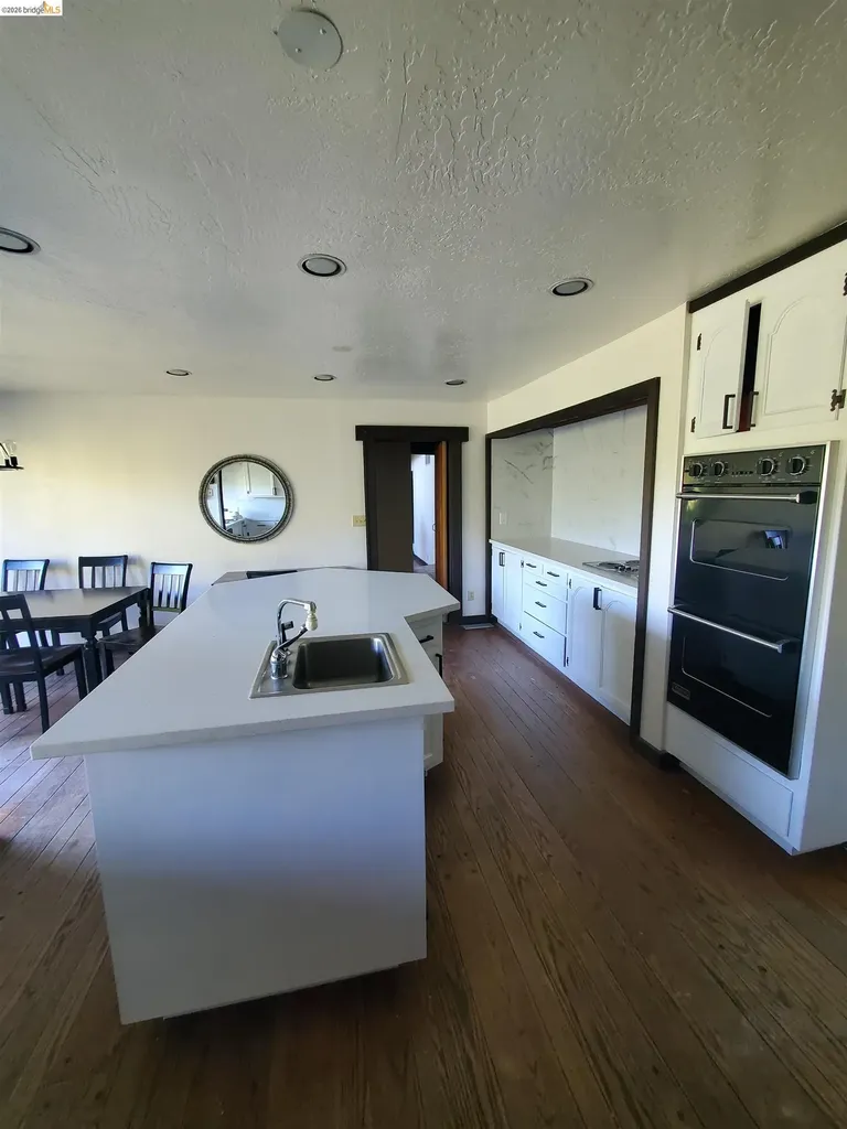 90 Devin Drive Moraga CA 94556