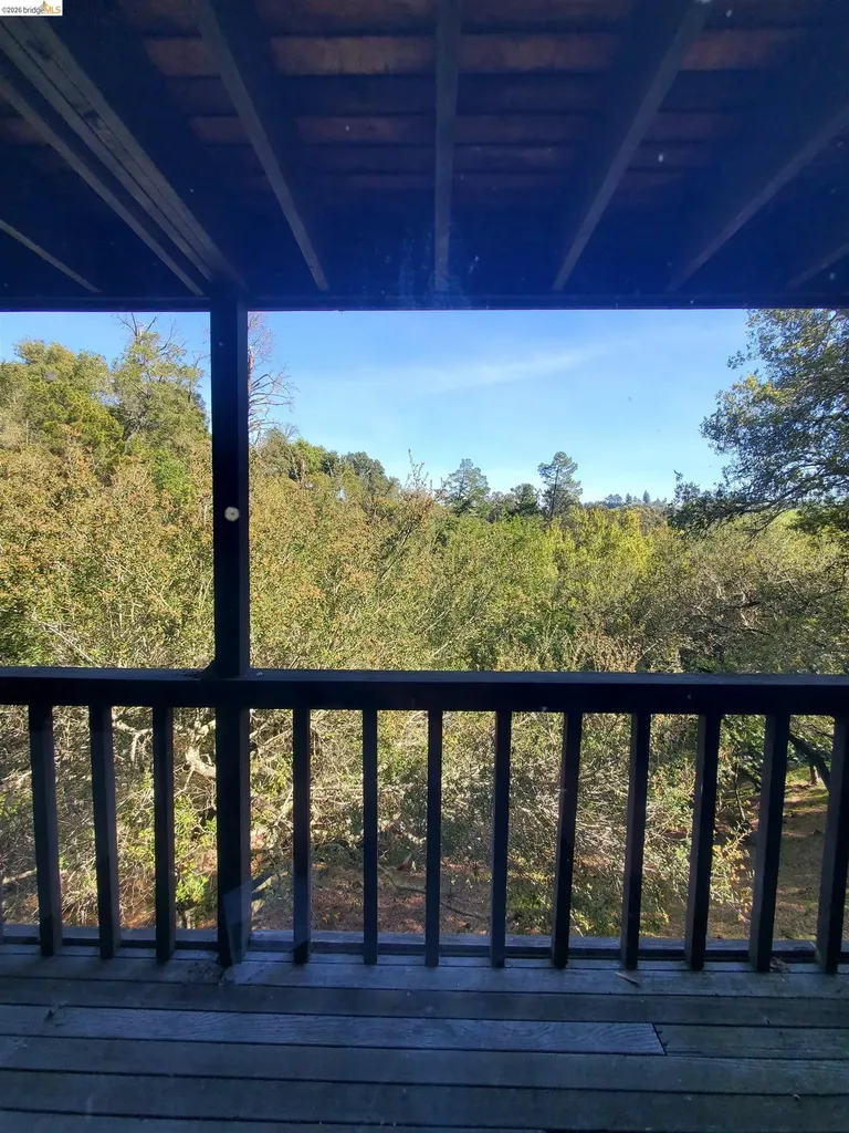 90 Devin Drive Moraga CA 94556