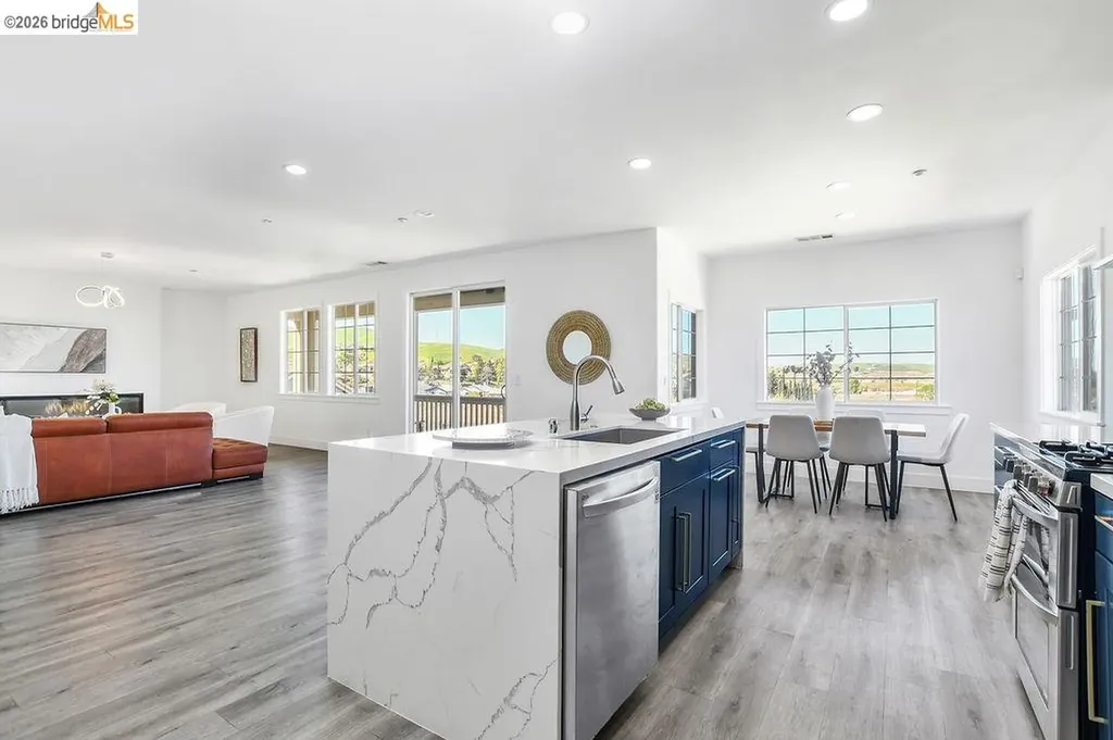 115 Delta Vista Lane Pittsburg CA 94565