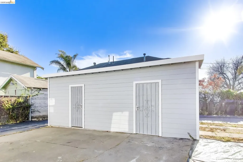 1978 Rosedale Avenue Oakland CA 94601