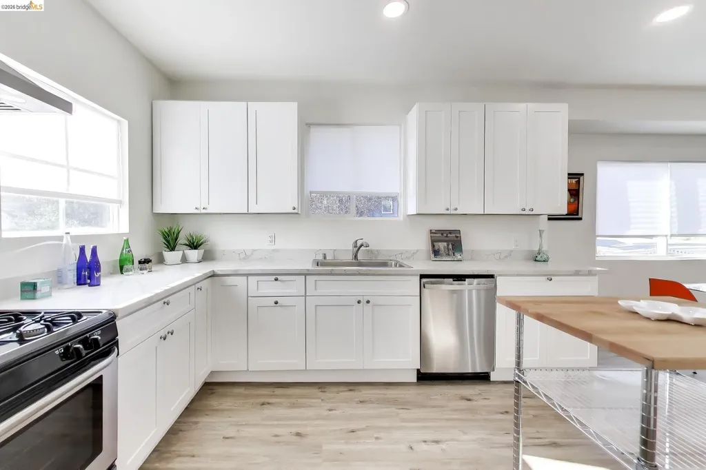 1978 Rosedale Avenue Oakland CA 94601