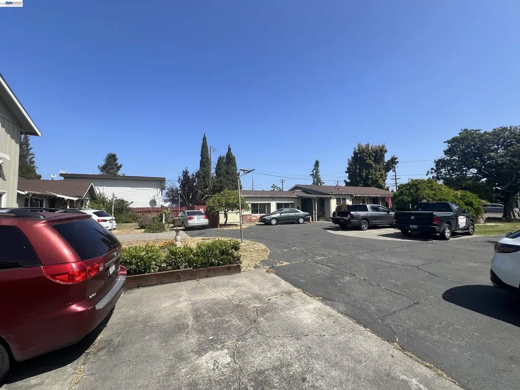 21335 Hathaway Avenue Hayward CA 94541