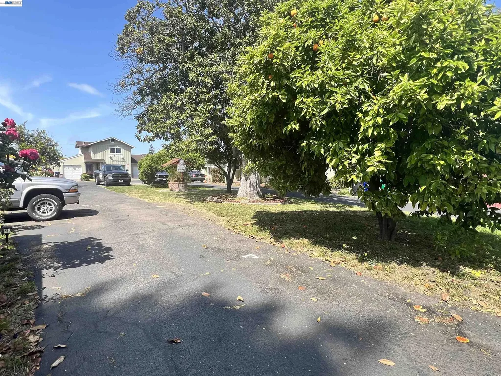 21335 Hathaway Avenue Hayward CA 94541