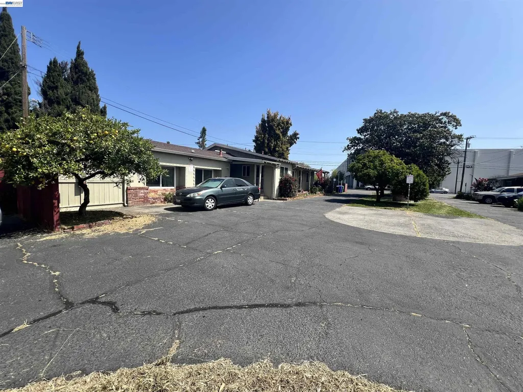21335 Hathaway Avenue Hayward CA 94541
