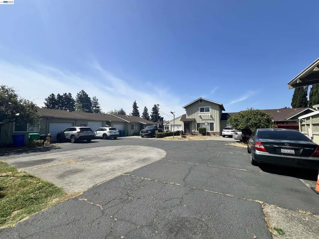 21335 Hathaway Avenue Hayward CA 94541