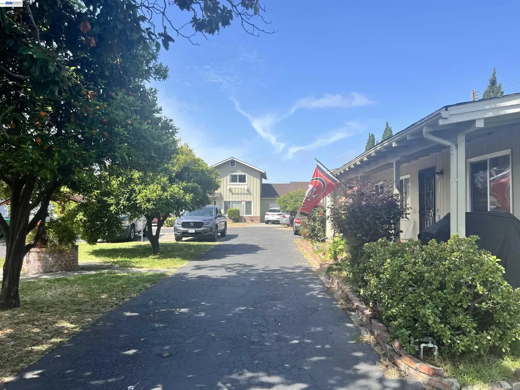 21335 Hathaway Avenue Hayward CA 94541