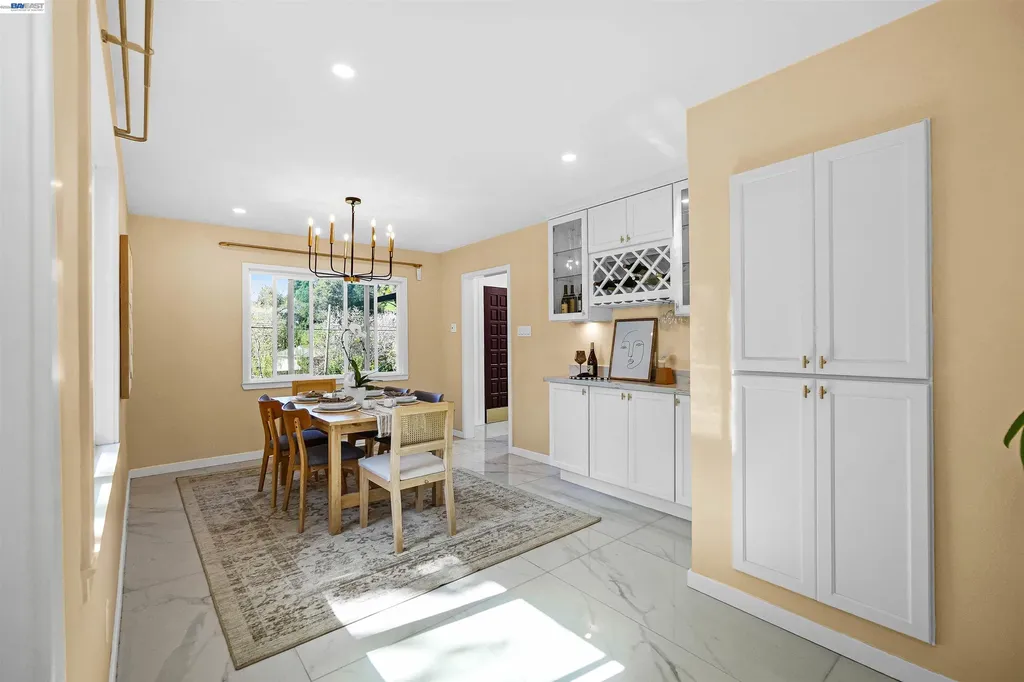 18522 Madison Avenue Castro Valley CA 94546