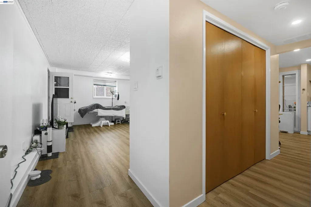 18522 Madison Avenue Castro Valley CA 94546