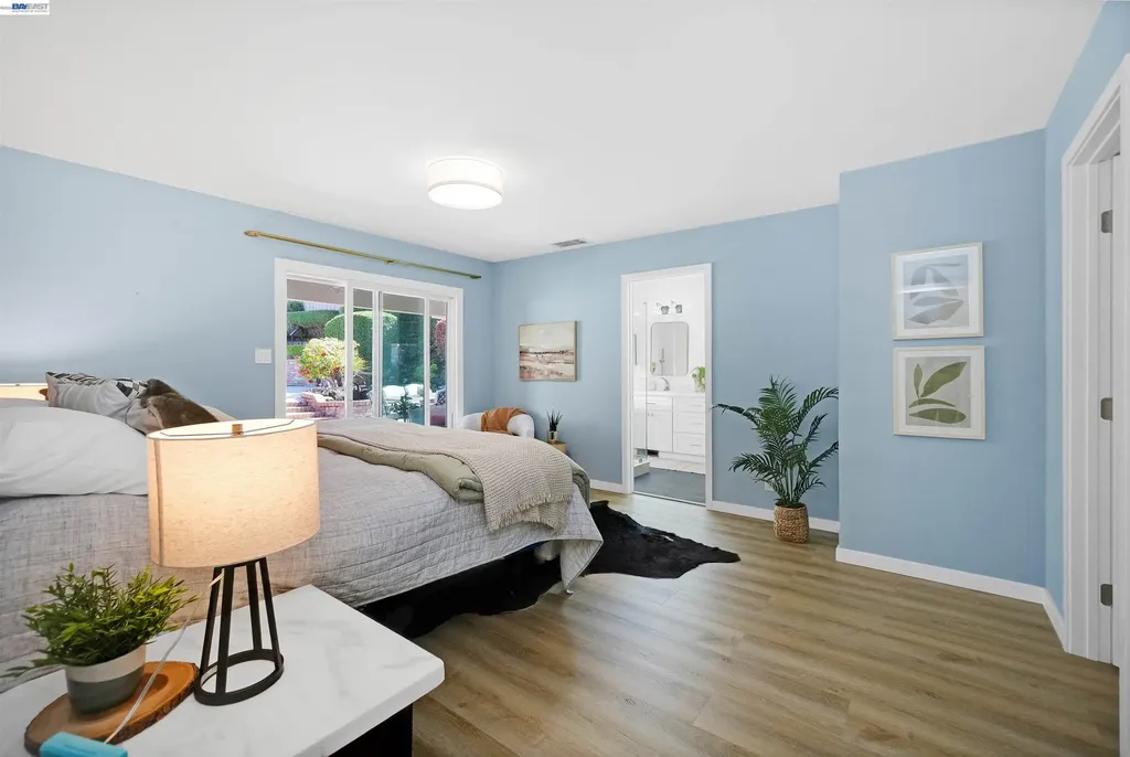 18522 Madison Avenue Castro Valley CA 94546