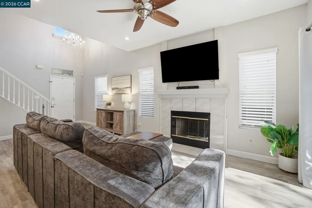 249 Stranahan Circle Clayton CA 94517