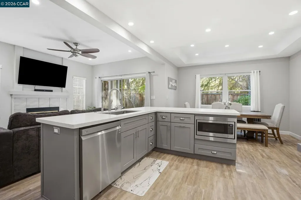 249 Stranahan Circle Clayton CA 94517