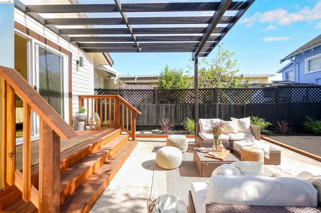 3654 39th Avenue Oakland CA 94619