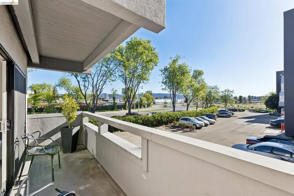 5 Embarcadero Oakland CA 94607