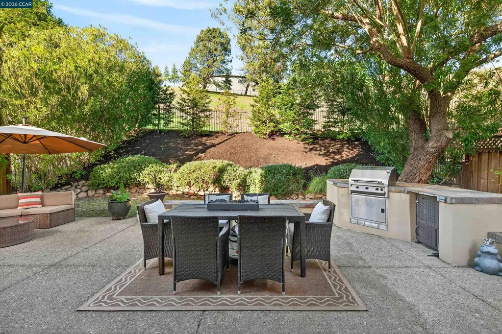 490 Eagle Valley Way Danville CA 94506