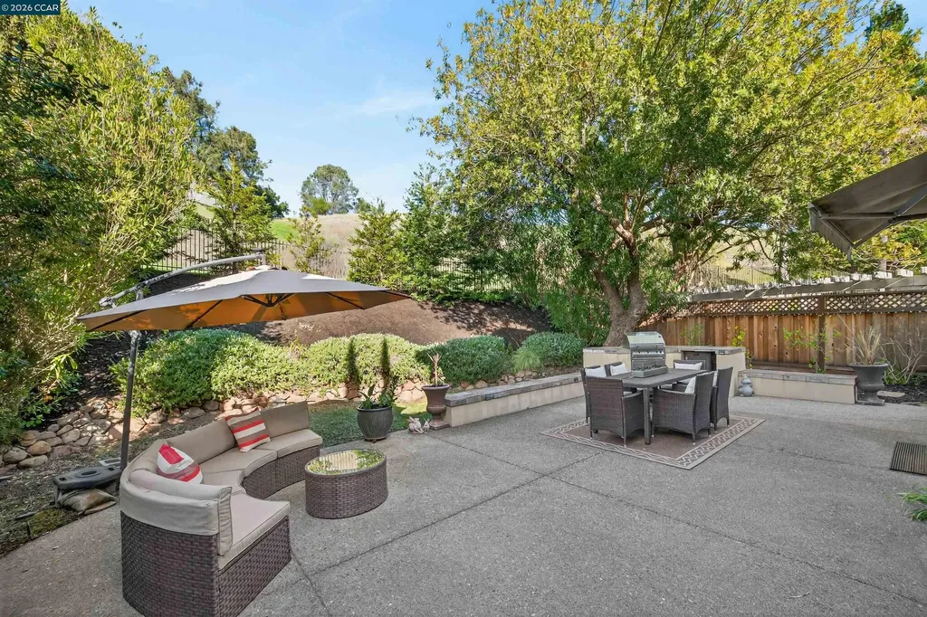490 Eagle Valley Way Danville CA 94506