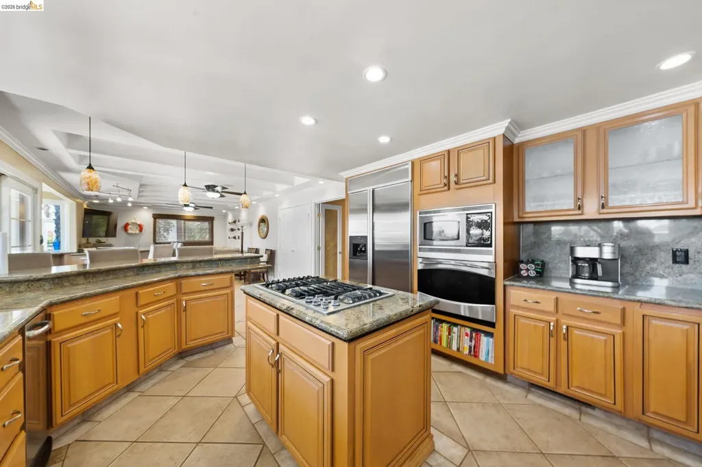 5034 Double Point Way Discovery Bay CA 94505