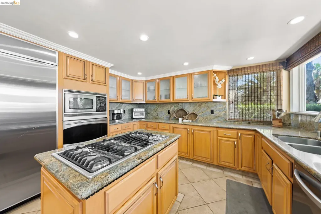 5034 Double Point Way Discovery Bay CA 94505