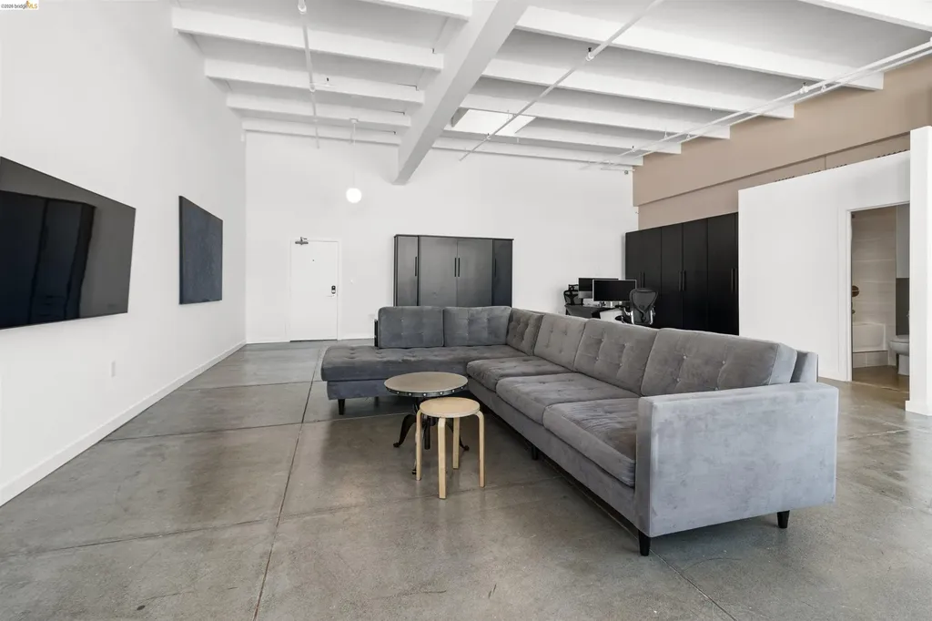 4053 Harlan Street Emeryville CA 94608