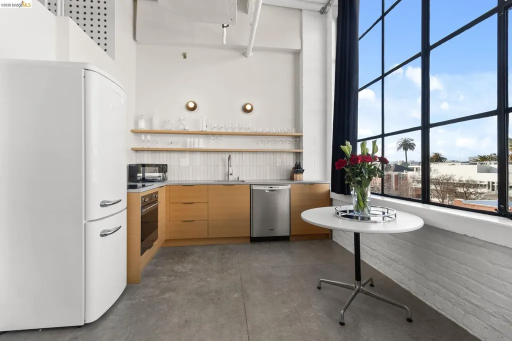 4053 Harlan Street Emeryville CA 94608