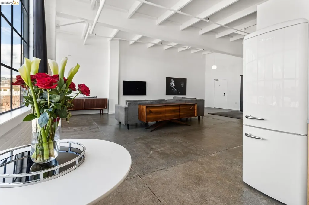 4053 Harlan Street Emeryville CA 94608