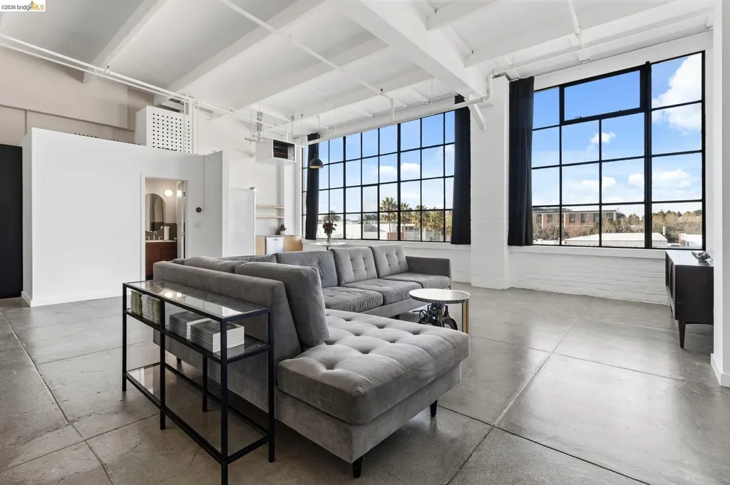 4053 Harlan Street Emeryville CA 94608