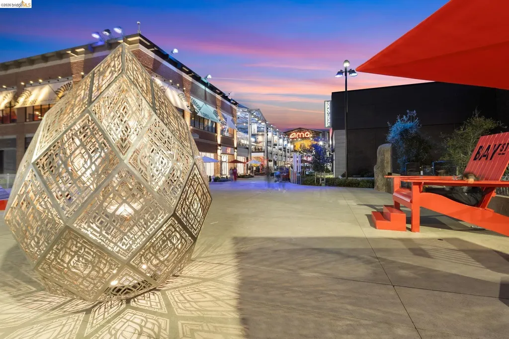 4053 Harlan Street Emeryville CA 94608