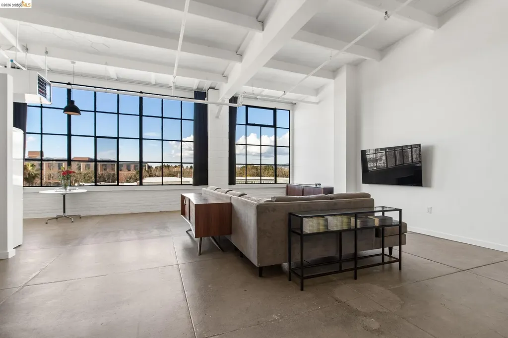 4053 Harlan Street Emeryville CA 94608