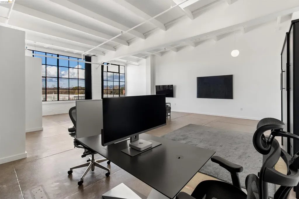 4053 Harlan Street Emeryville CA 94608