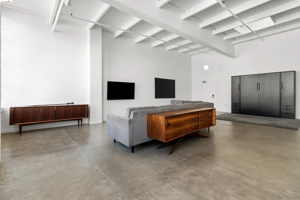 4053 Harlan Street Emeryville CA 94608