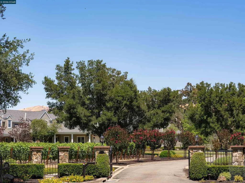 5401 Penny Lane Danville CA 94506