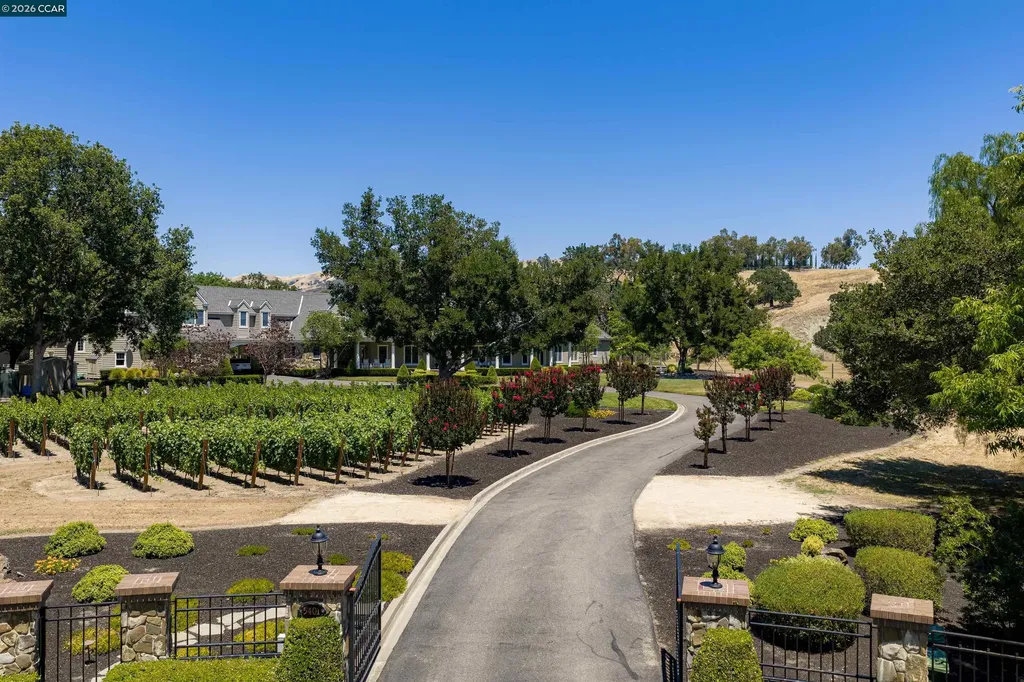 5401 Penny Lane Danville CA 94506