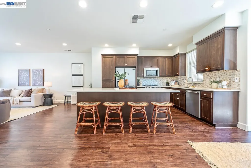 33479 Alvarado Niles Road Union City CA 94587