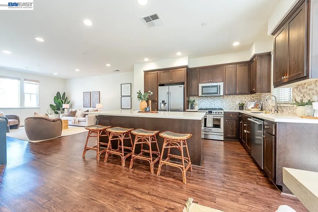 33479 Alvarado Niles Road Union City CA 94587