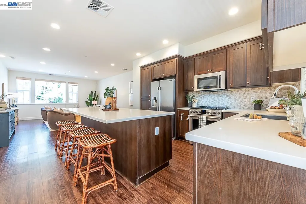 33479 Alvarado Niles Road Union City CA 94587
