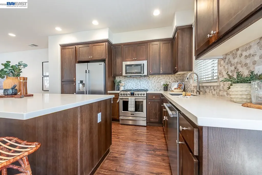 33479 Alvarado Niles Road Union City CA 94587