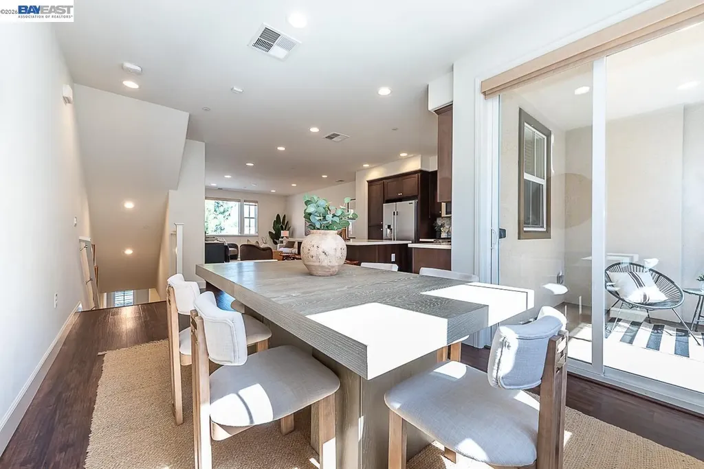 33479 Alvarado Niles Road Union City CA 94587