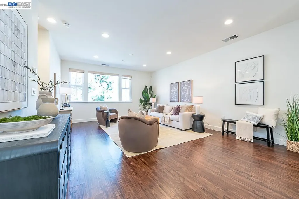 33479 Alvarado Niles Road Union City CA 94587