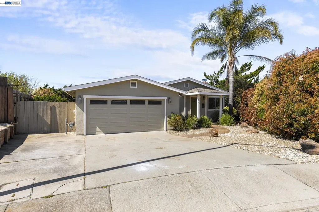 166 San Joaquin Court Bay Point CA 94565