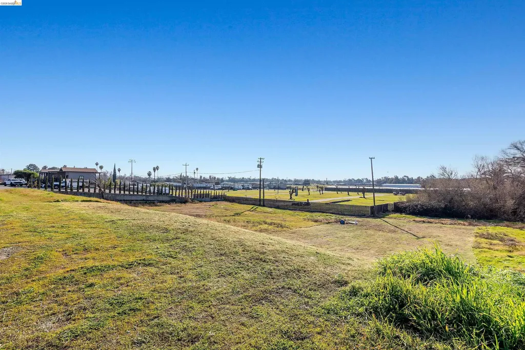 6831 Riverview Road Bethel Island CA 94511