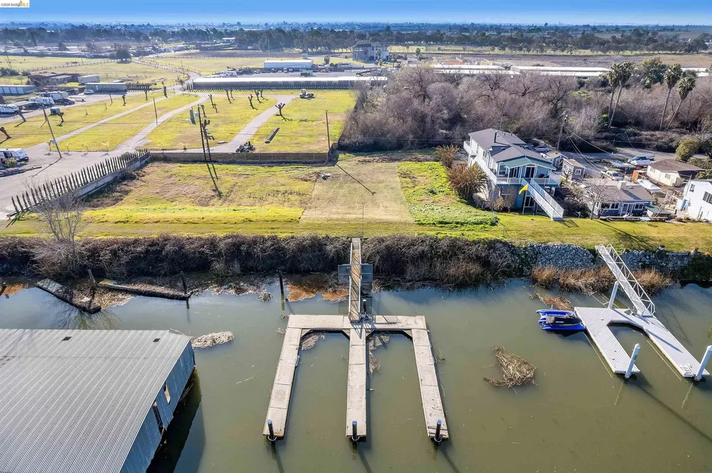 6831 Riverview Road Bethel Island CA 94511