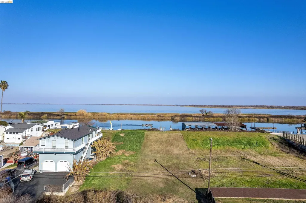 6831 Riverview Road Bethel Island CA 94511